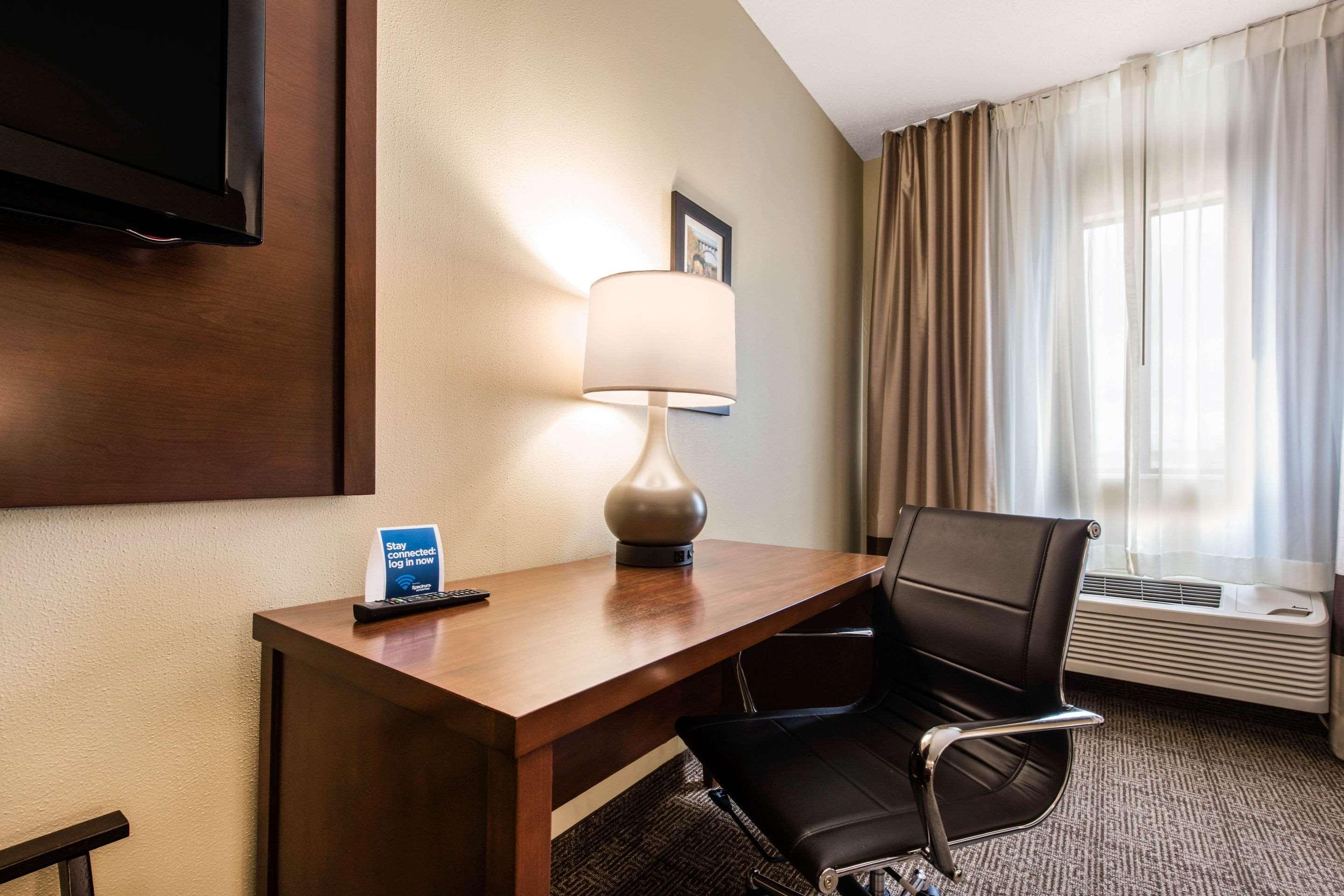 Comfort Inn & Suites Streetsboro - Kent Exteriér fotografie